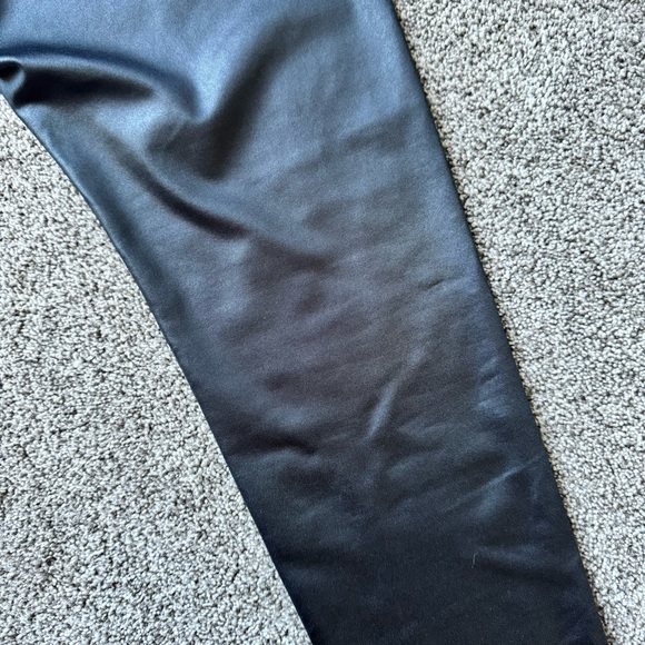 Wild Fable shiny leggings. - Picture 2 of 11